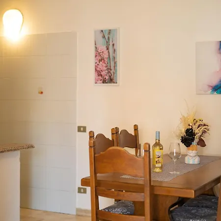 Lejlighed Capo Comino 1 *