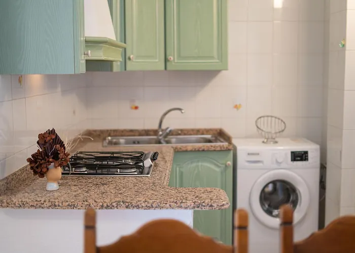 Capo Comino 1 アパート *